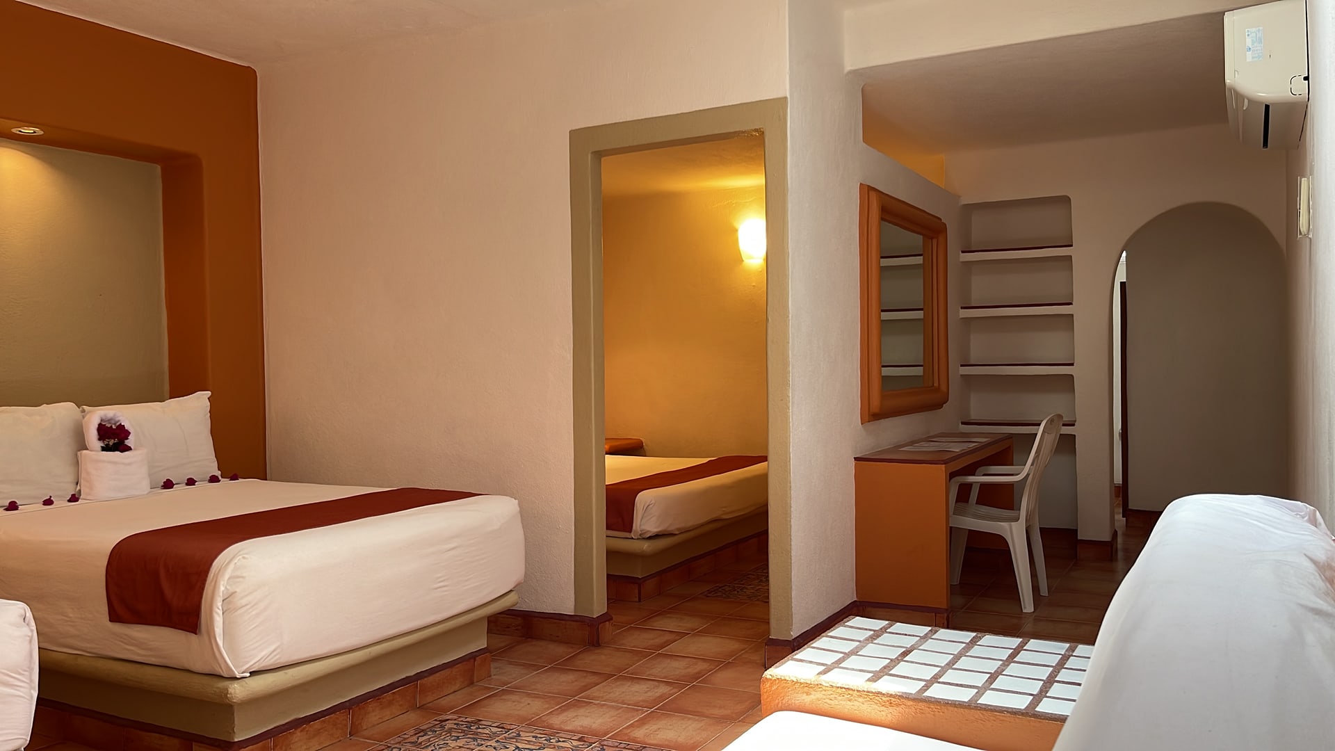 camas matrimoniales Hotel Villa Mexicana